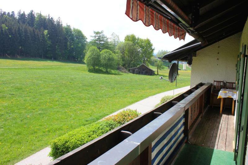 Ferienwohnung Sattler Neukirchen am Teisenberg エクステリア 写真